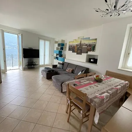 Il Cigno Con Accesso Al - Ντέρβιο